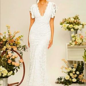 SHEIN butterfly sleeve mermaid wedding dress NWT
